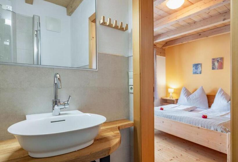 Номер Стандарт с Балконом, Schullerhof