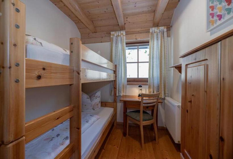 Семейные Апартаменты, Schullerhof