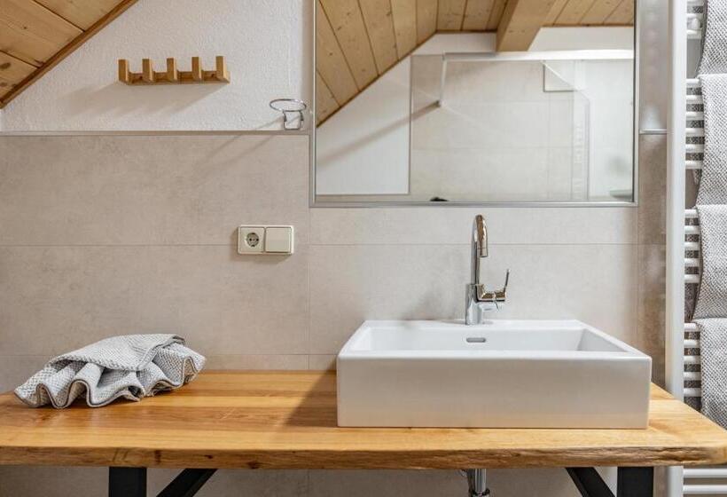 Семейные Апартаменты, Schullerhof