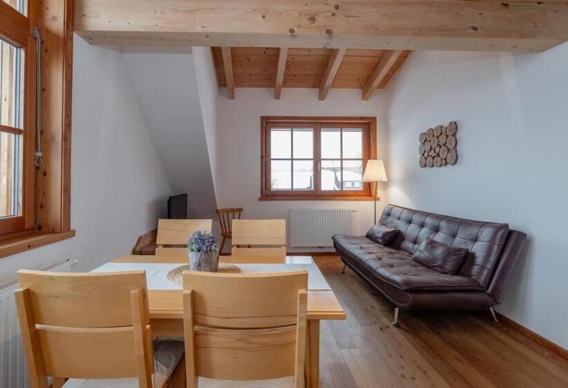 Апартаменты 2 Спальни с Балконом, Schullerhof