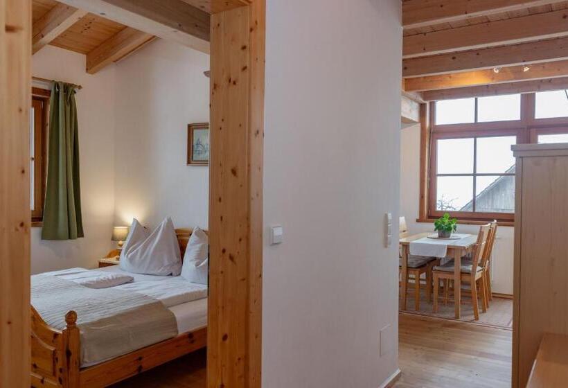 Апартаменты 2 Спальни с Балконом, Schullerhof