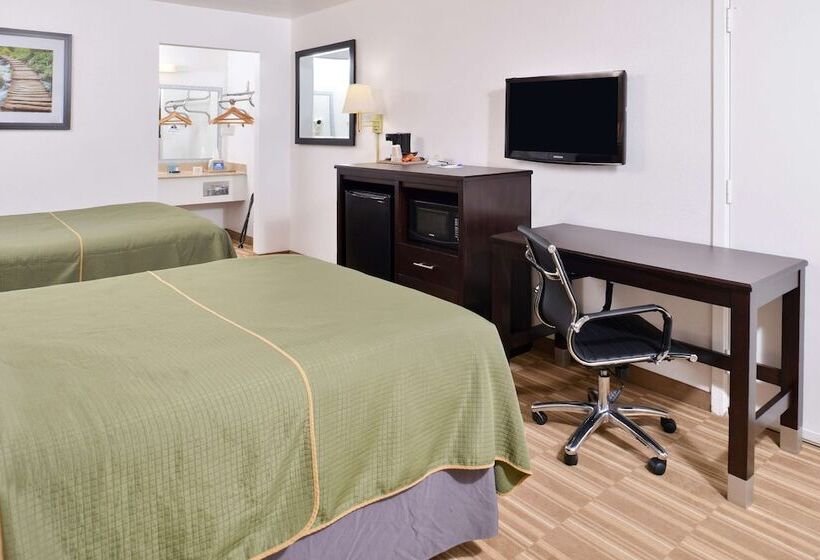 带2个双人床的标准工作室, Americas Best Value Inn Clute
