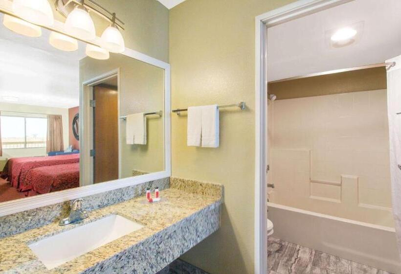 غرفة قياسية سرير كينج, Days Inn By Wyndham Buckeye