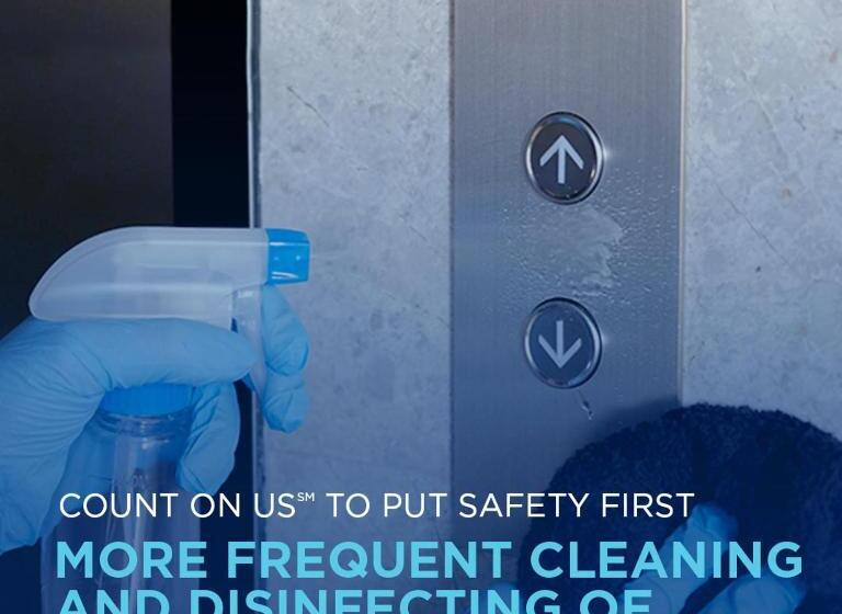 스탠다드 룸 킹사이즈 침대, Days Inn & Suites By Wyndham   Canton First Monday Trade Days