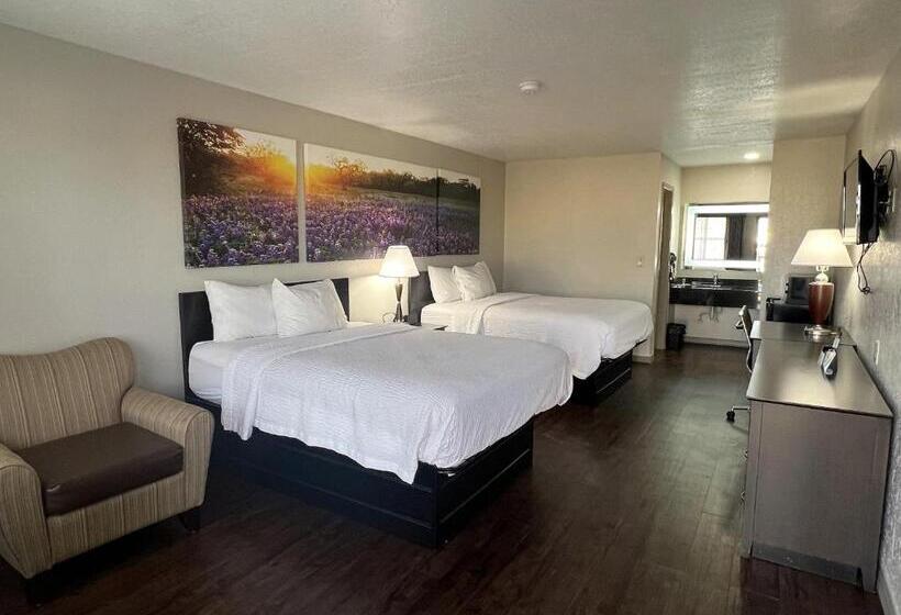 장애인을 위한 스탠다드 룸, Days Inn & Suites By Wyndham   Canton First Monday Trade Days