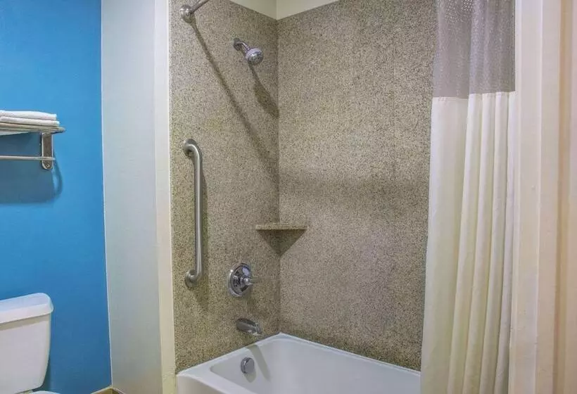 اتاق استاندارد با 2 تخت دوبل, Days Inn By Wyndham Humble/houston Intercontinental Airport