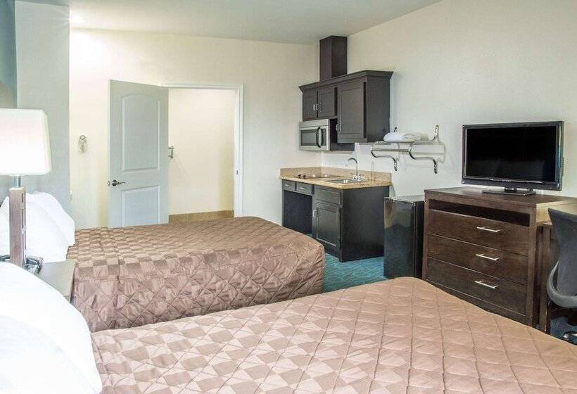 ２ダブルベッドのスタンダードルーム, Days Inn By Wyndham Humble/houston Intercontinental Airport