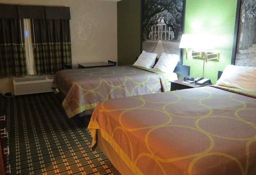 带2个双人床的标准工作室, Super 8 By Wyndham Grand Prairie North