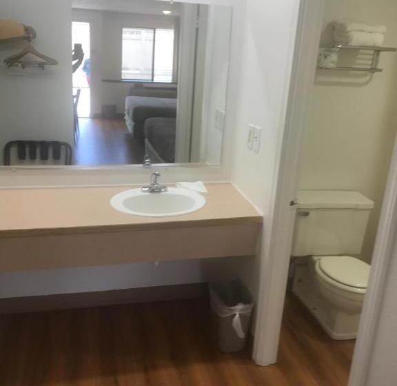 غرفة قياسية, Motel 6 Centralia, WA - East