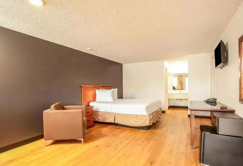 プレミアムルーム, Motel 6 Centralia, WA - East