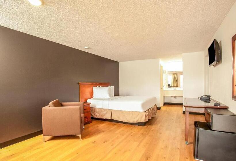 غرفة قياسية سرير كينج, Motel 6 Centralia, WA - East