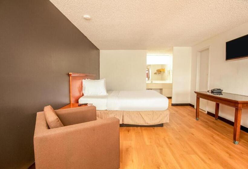 غرفة قياسية سرير كينج, Motel 6 Centralia, WA - East