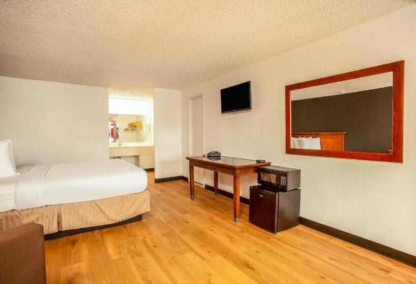 غرفة قياسية سرير كينج, Motel 6 Centralia, WA - East