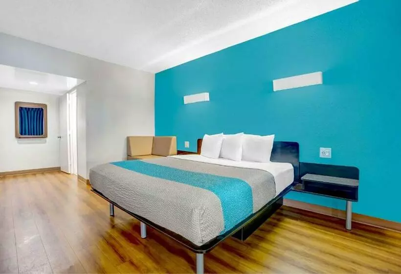 اتاق استاندارد با تخت بزرگ, Motel 6 Jacksonville, Nc