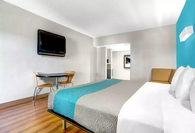 اتاق استاندارد با تخت بزرگ, Motel 6 Jacksonville, Nc