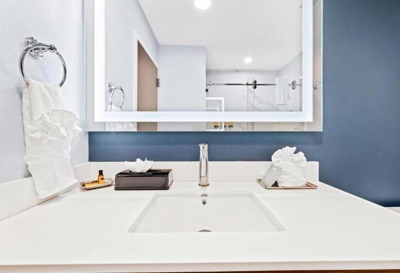 חדר סטנדרט עם מיטת קינג, Best Western Niantic   New London, Mystic Area