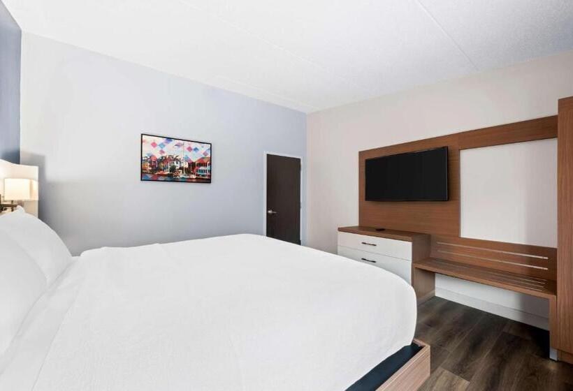 מיטת קינג בסוויטה, Best Western Niantic   New London, Mystic Area