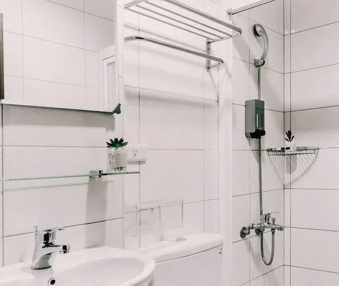 اتاق استاندارد چهار تخته, Tainan Haian Art Apartment
