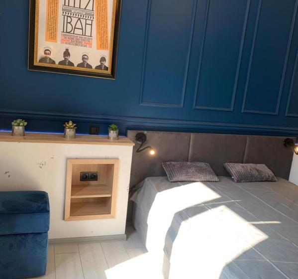 اتاق لوکس چهار تخته, Apart Hotel On Rynok Square