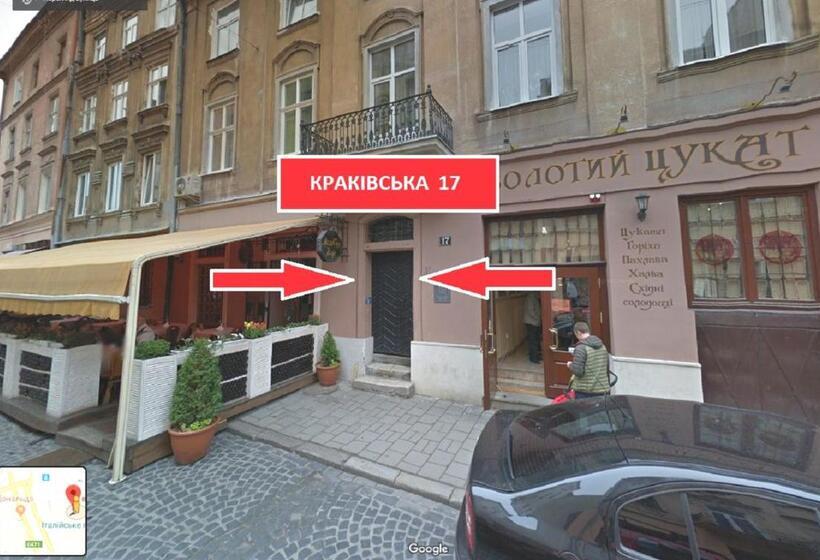 اتاق لوکس چهار تخته, Apart Hotel On Rynok Square