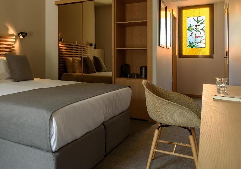 Lakosztály, Fos Downtown Suites