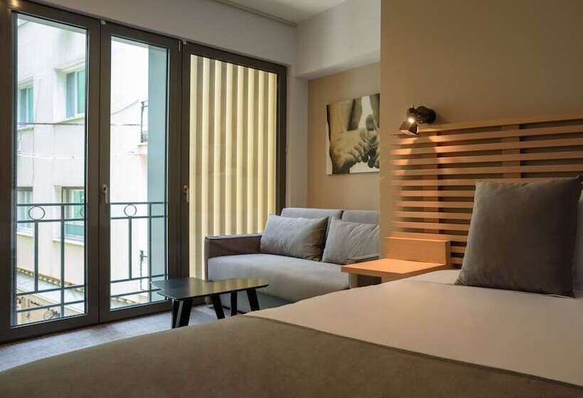 חדר סטנדרט לשלושה, Fos Downtown Suites