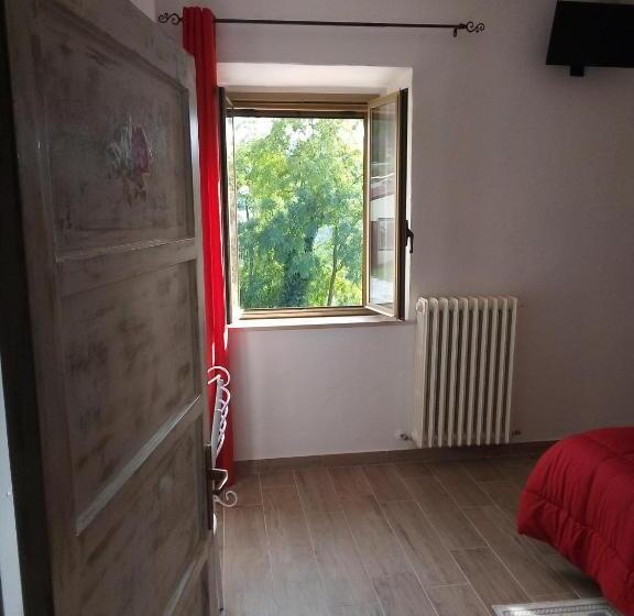 غرفة قياسية مطلّة علي الحديقة, B&b Marcello & Francesca