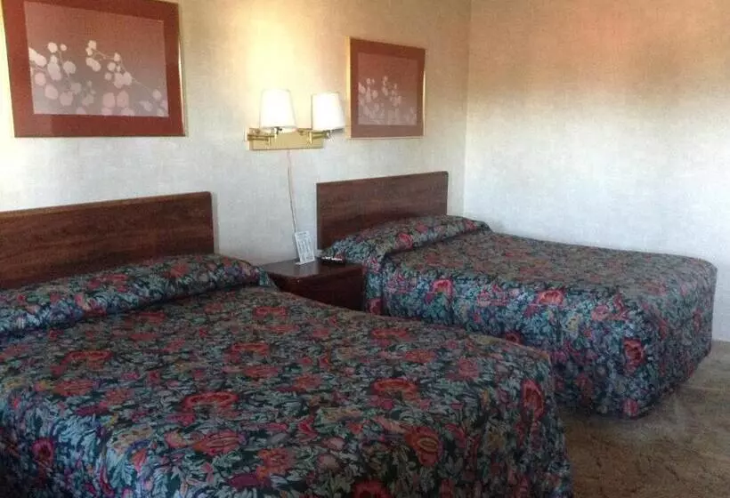 ２ダブルベッドのスタンダードルーム, Downtown Motel