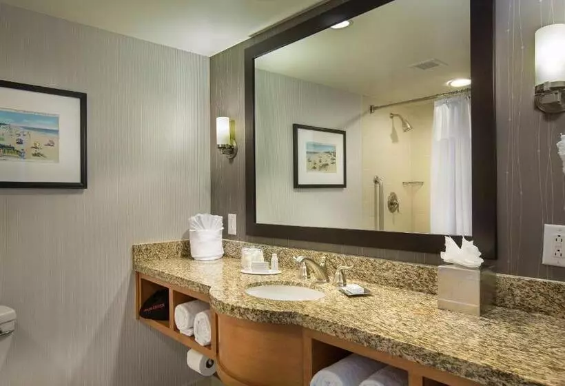 身障者適用キングサイズベッドルーム, Courtyard by Marriott Fort Lauderdale Beach