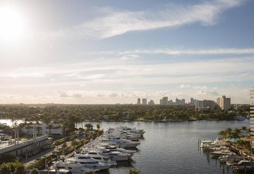 身障者適用キングサイズベッドルーム, Courtyard by Marriott Fort Lauderdale Beach