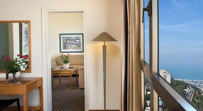 景色の見えるスイートルーム, Courtyard by Marriott Fort Lauderdale Beach