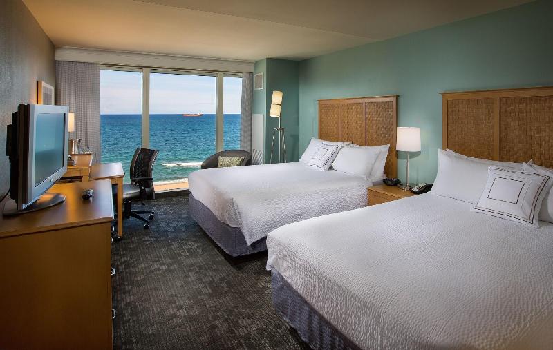 オーシャンビュースタンダードルーム, Courtyard by Marriott Fort Lauderdale Beach