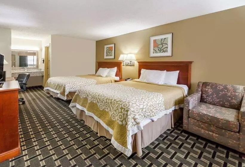 2ダブルベッドのスタンダードルーム, Days Inn By Wyndham Kent Akron