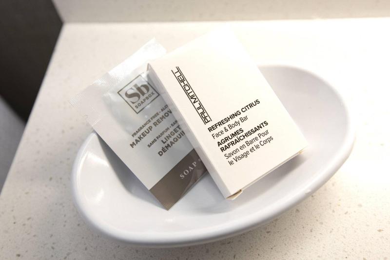 带大床的标准工作室, Springhill Suites By Marriott Savannah I 95 South