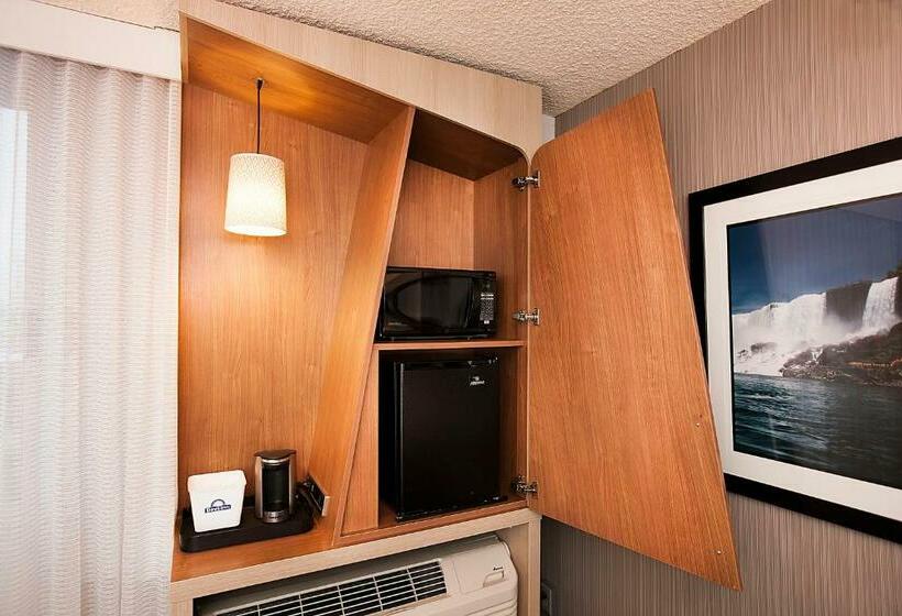 Номер Deluxe, Wyndham Garden At Niagara Falls