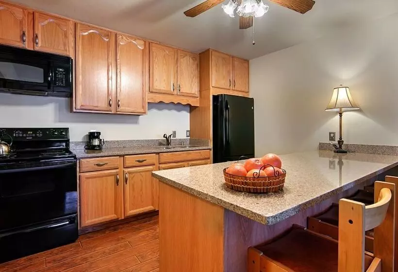 آپارتمان 1 خوابه, Donner Lake Village
