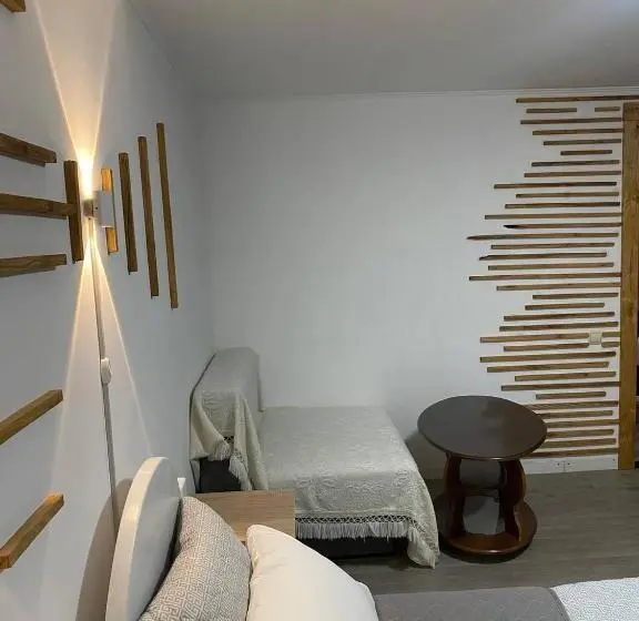 Standard room with outdoor bath, Karpats'kyi Kalejdoskop