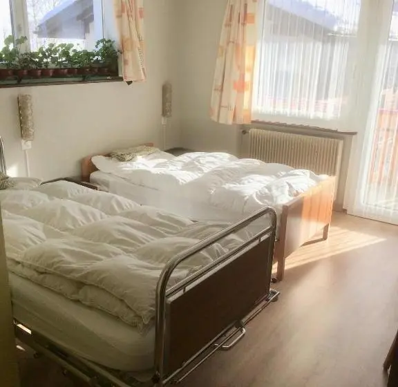身障者適用スタンダードルーム, B&b Haus Granit Saas Grund