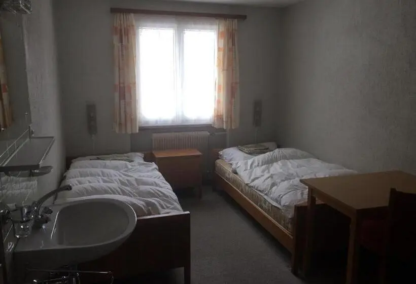 バス共有のスタンダードルーム, B&b Haus Granit Saas Grund