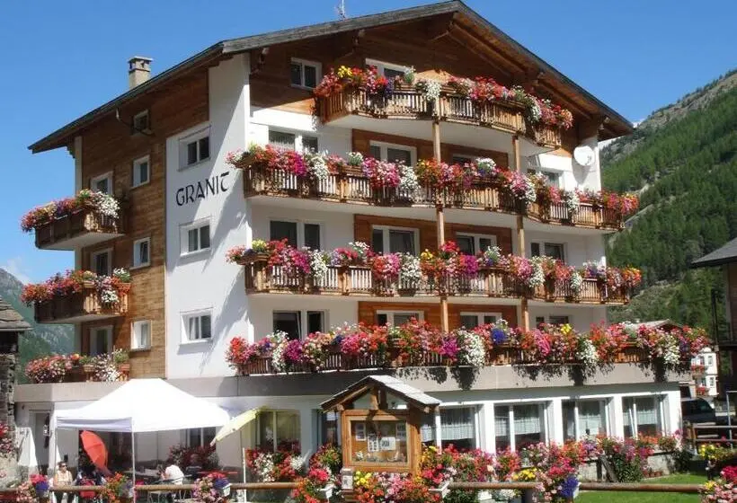 マウンテンビューファミリールーム, B&b Haus Granit Saas Grund