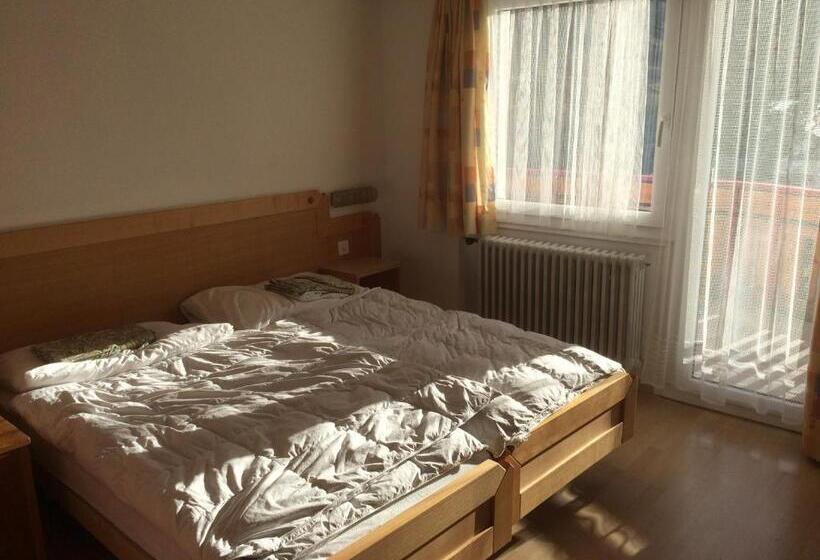 Familjerum Bergsutsikt, B&b Haus Granit Saas Grund