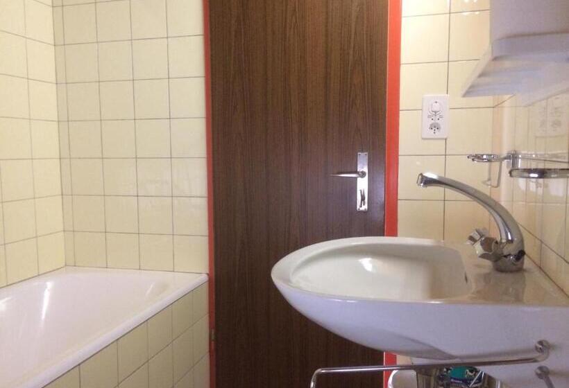 Familjerum Bergsutsikt, B&b Haus Granit Saas Grund