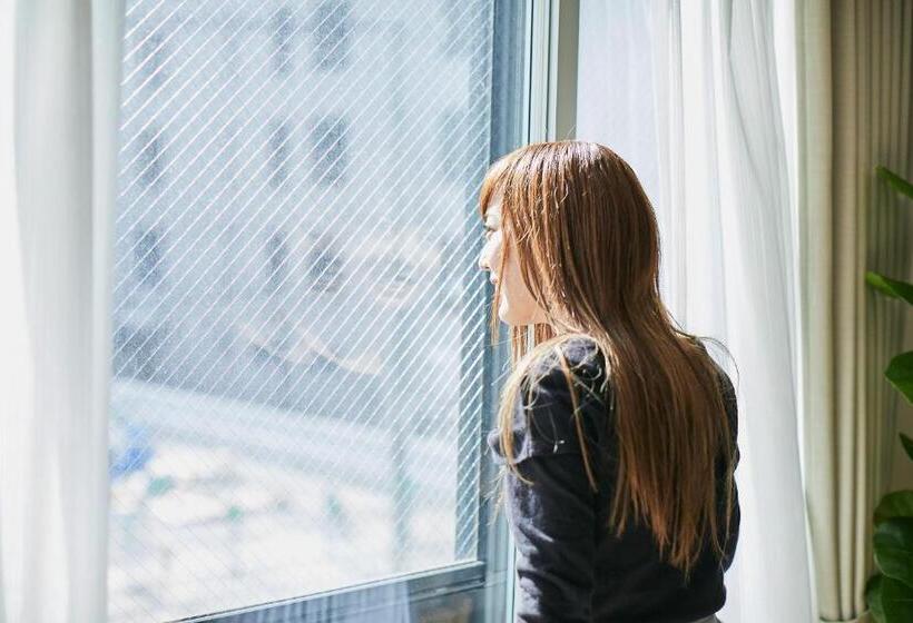 Camera Familiare Superiore, Pinn N4e2ⅱ