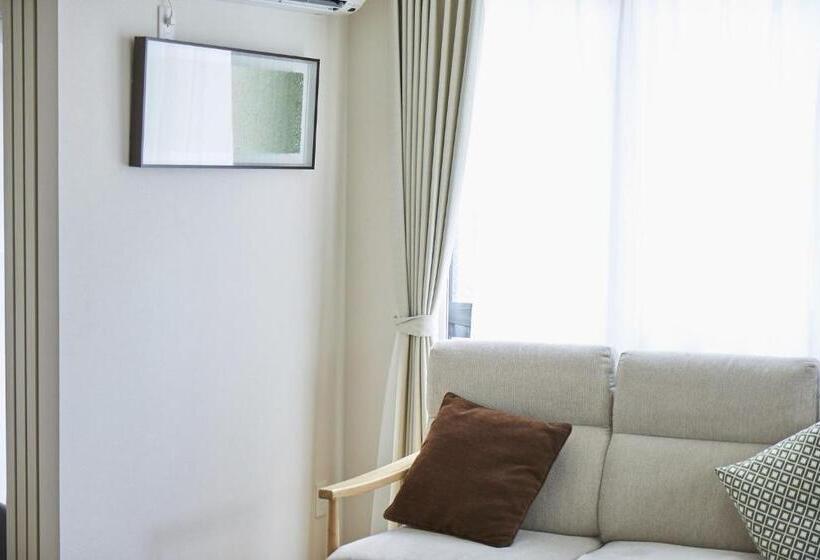 Camera Familiare Superiore, Pinn N4e2ⅱ