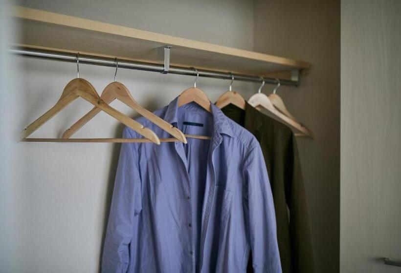 Camera Familiare Superiore, Pinn N4e2ⅱ