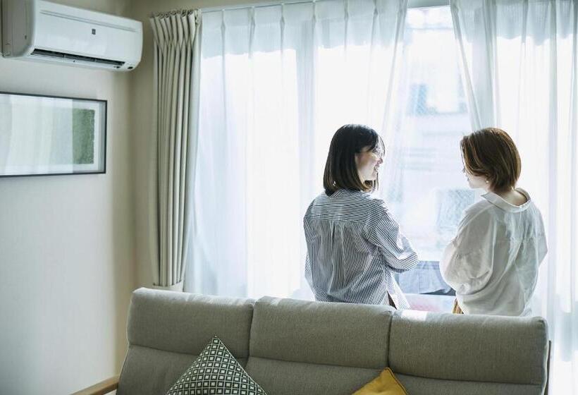 Camera Familiare Superiore, Pinn N4e2ⅱ