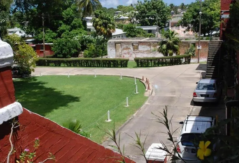 اتاق استاندارد, Charming Old World Apartment