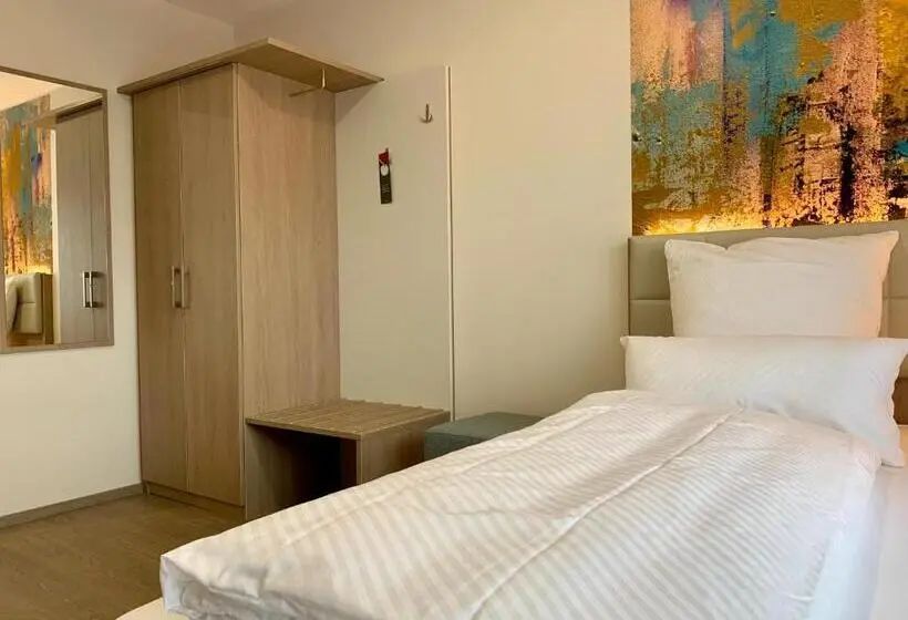 Basic Yhden Hengen Huone, Thermalhotel Kemper