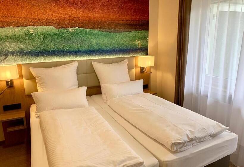 스탠다드 발코니 룸, Thermalhotel Kemper