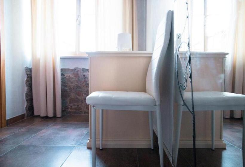 חדר סטנדרט, Il Riparo